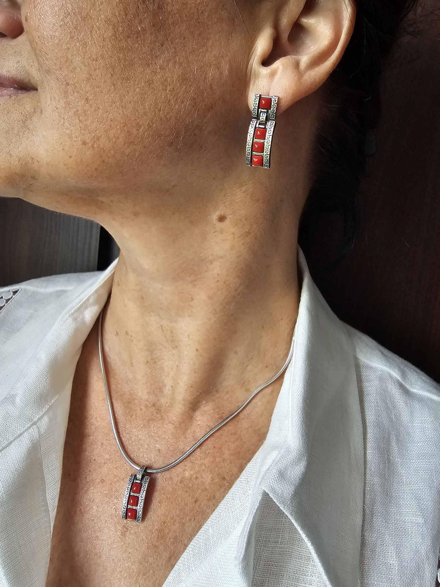 Komplet biżuterii srebnej kolczyki I zawieszka