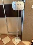 Lampa biala stojaca agata meble