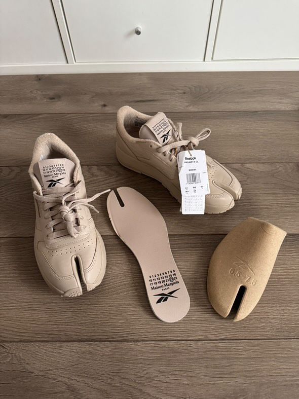 Кроссовки Reebok Classic Leather Tabi X Maison Margiela