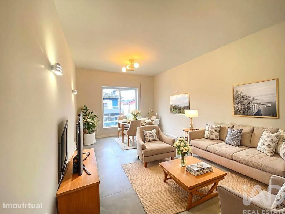 Apartamento T3 em Rio Tinto de 113 m2