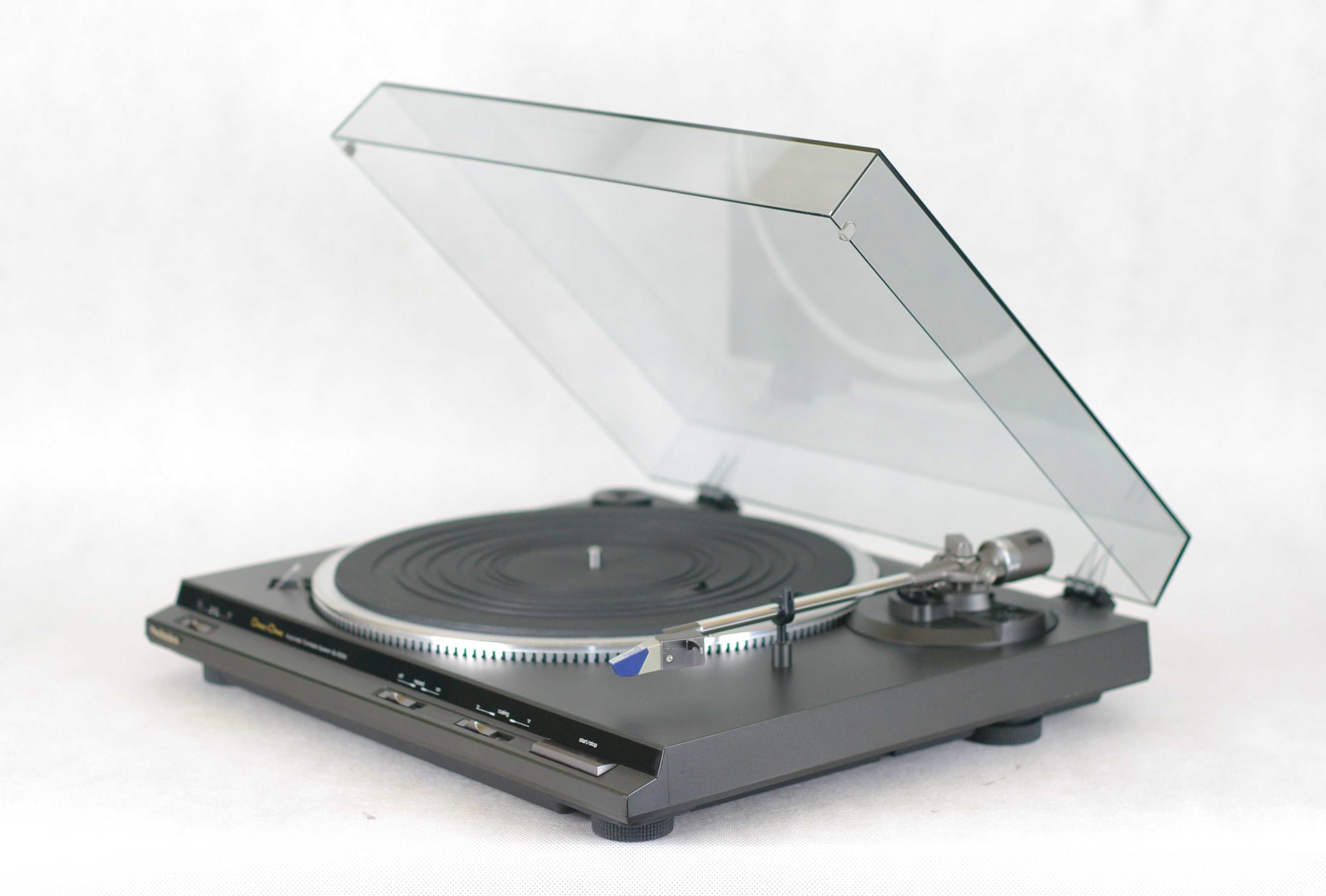 Gramofon Technics SL-DD33