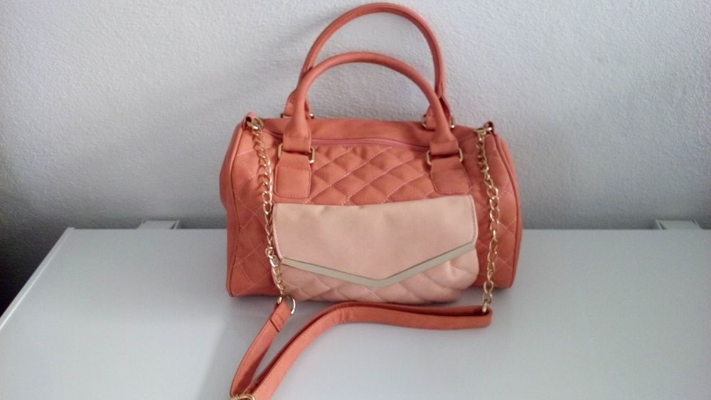 PARFOIS - Mala tipo baú - versátil - muito discreta e prática