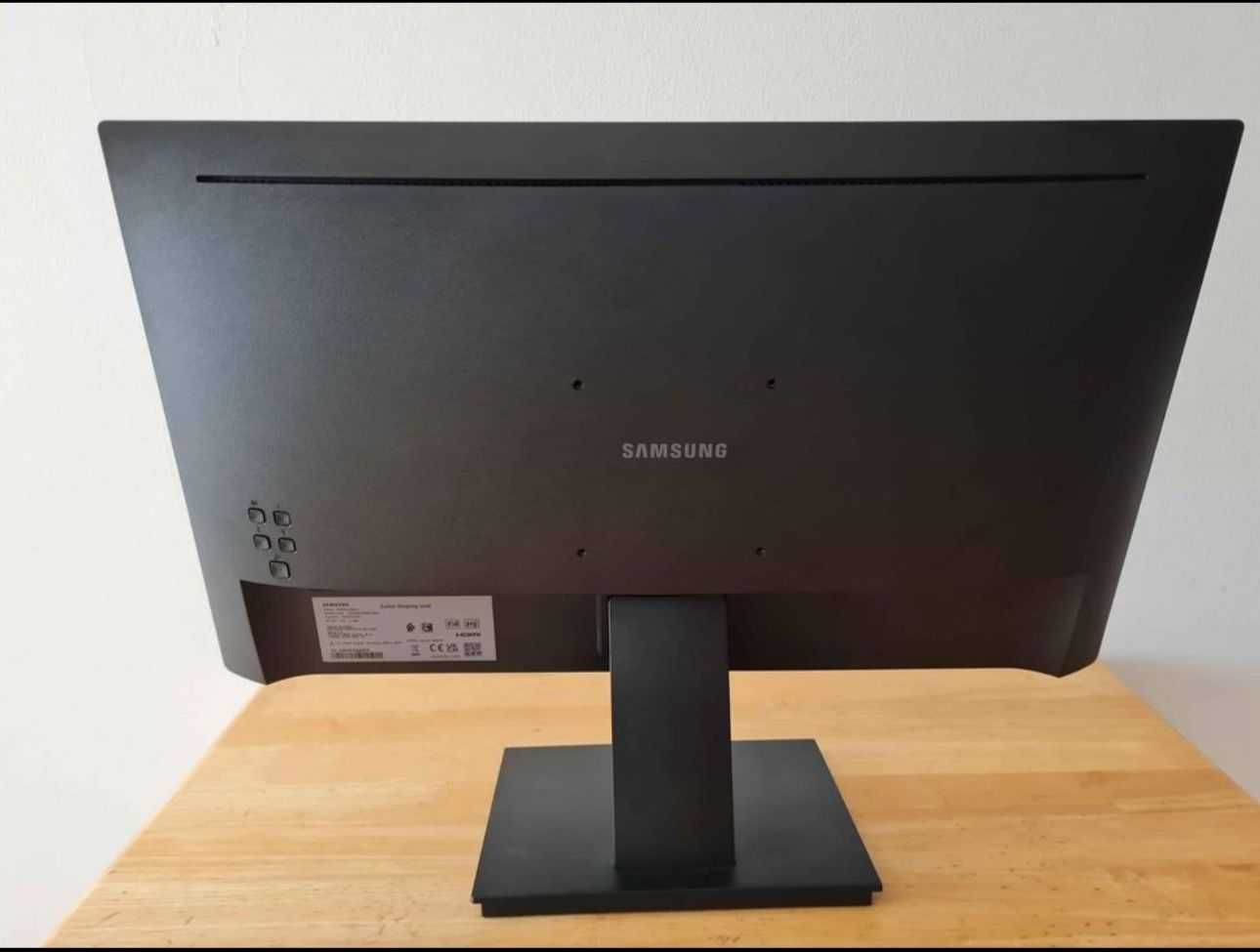 Monitor Samsung 24" S31A