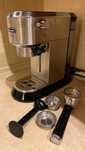Ekspres De'Longhi Dedica EC 680