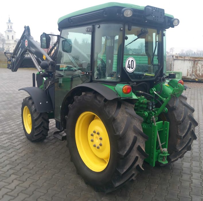 John Deere 5075 GN,GE ( sadowniczy ,ogrodniczy)