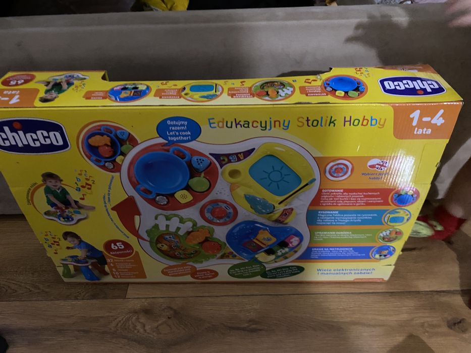 Nowy stolik wdukacyjny chicco