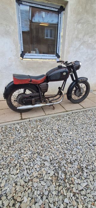 Motocykl Pannonia 250