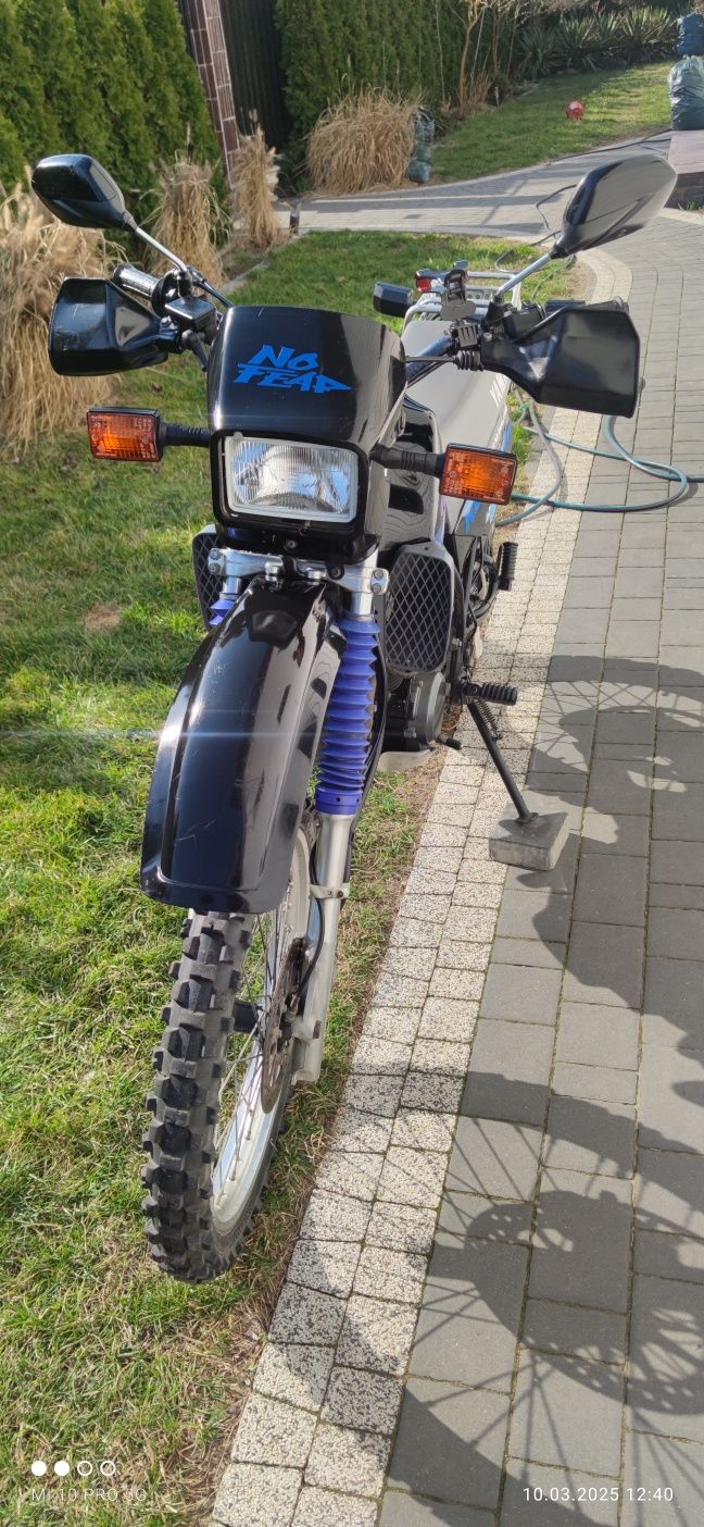 Yamaha XT 350 motocykl