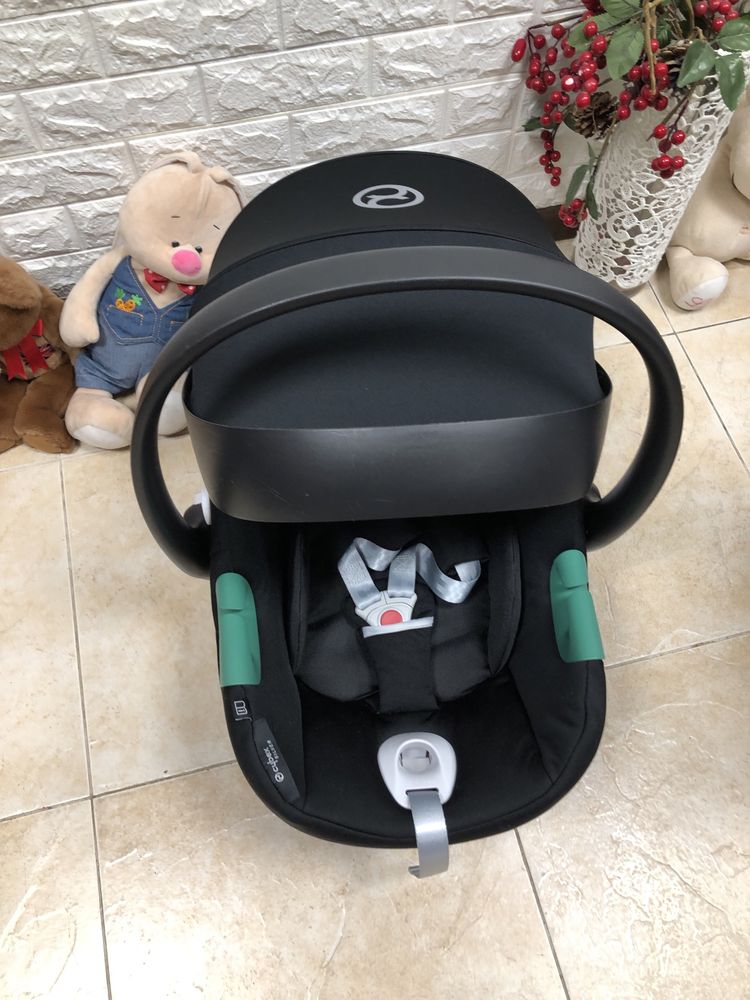 Автокрісло Cybex Aton B2 I-Size Група 0+/1 (0-13 кг)