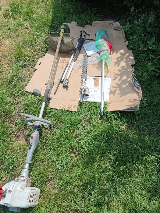 Комбісистема Ikra Mogatec IBKH 33. Тример.