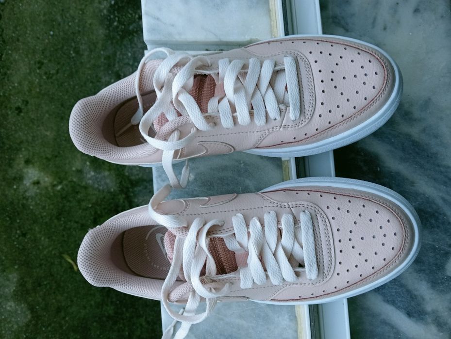 Sapatilhas Nike em perfeito estado