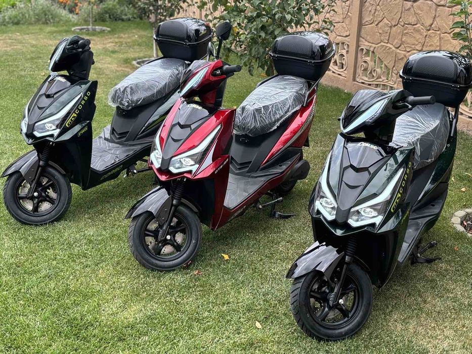 Електроскутер Corso GTS RR Pro 1500W 72V/32Ah батареї ЛІТІЙ-ЗАЛІЗО-ФОС