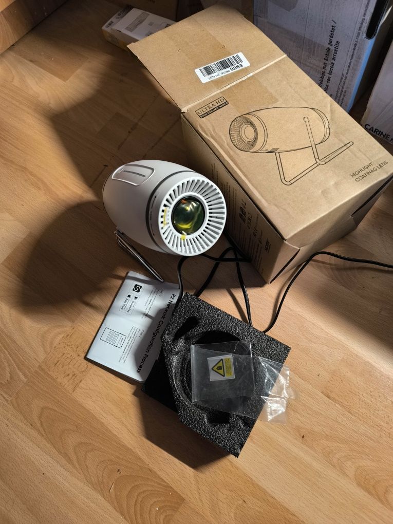 Проектор . FEARWIKY mp-2.