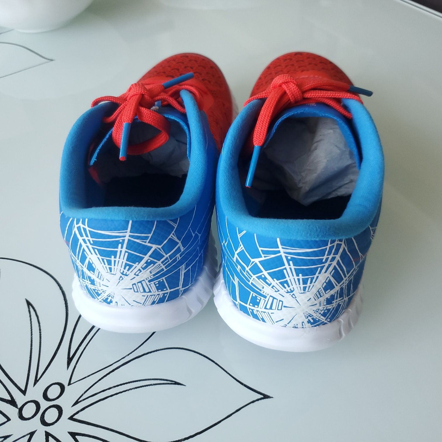 Детские кроссовки New balance  Marvel  p.36 23,5 cм.