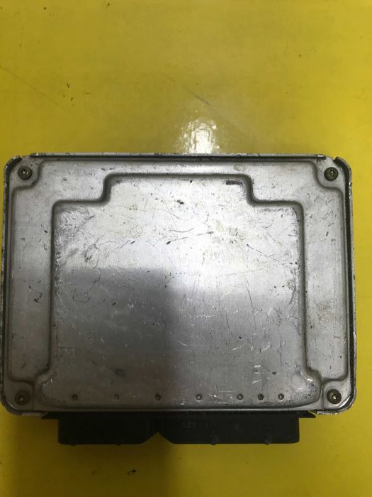 Блок управління двигуном Volkswagen sharan 038906019-0281010216