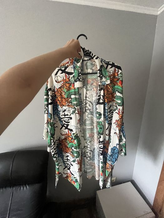 Кимоно / длинная рубашка в китайском стиле BERSHKA