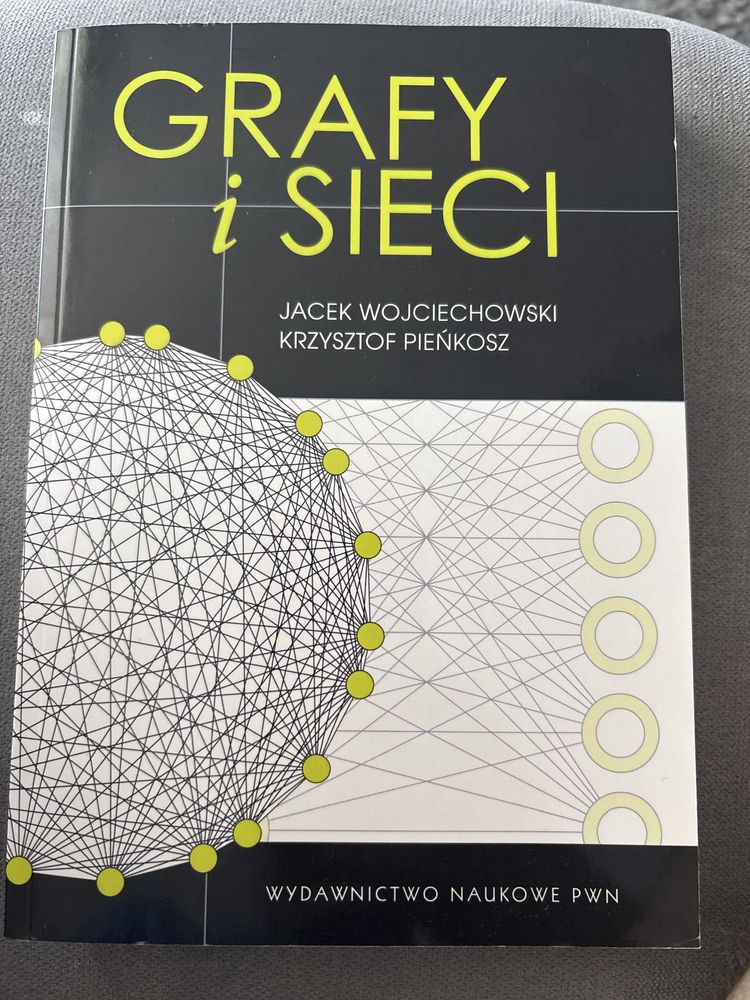 Książka Grafy i sieci