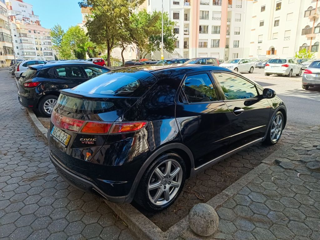Honda Civic Sport 1.8 140cv