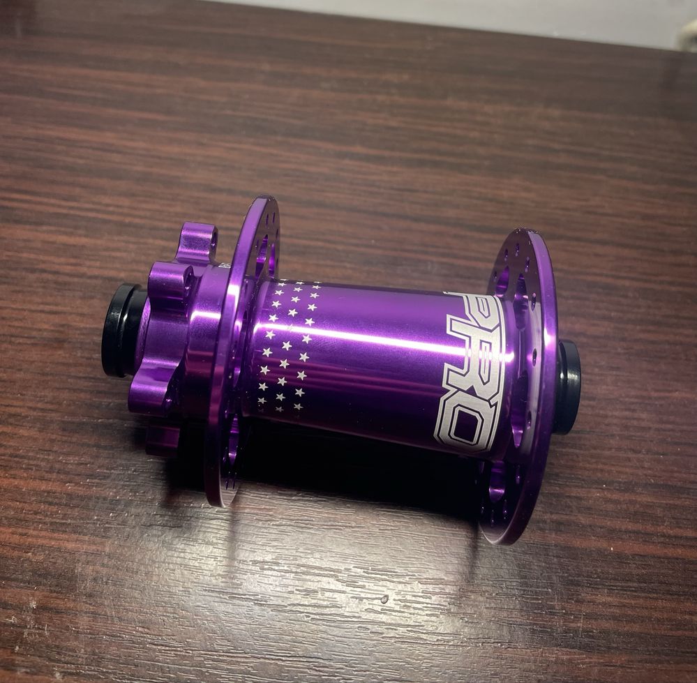 Piasta przednia hassn pro7 110x15 boost dirt dj street mtb fioletowa