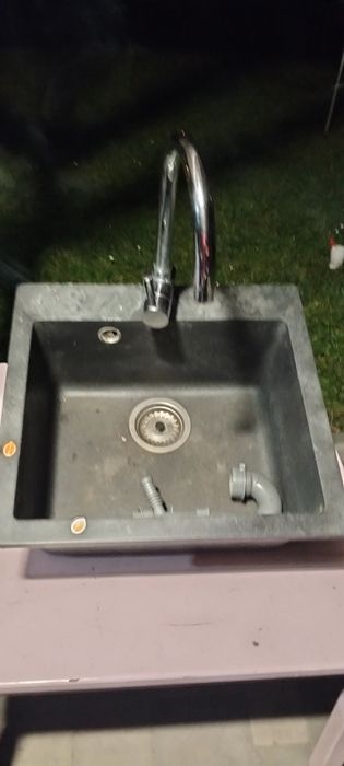 Zlewozmywak granitowy Milo jednokomorowy Plus bateria