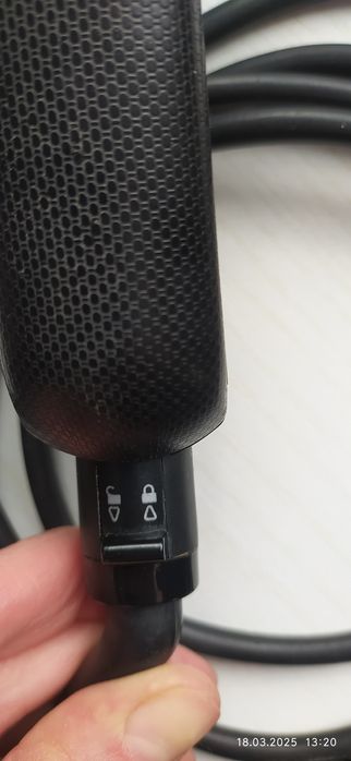 Вирівнювач для волосся, плойка Roventa