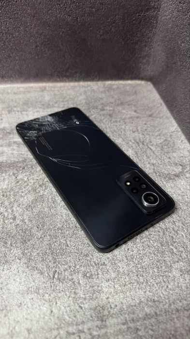 Redmi note 12 pro під заміниту дісплея