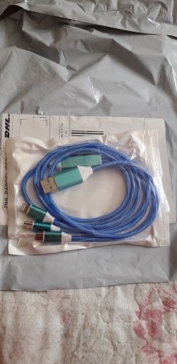 Cabo Carregador Azul 3 em 1 para IPhone, micro USB e USB tipo C