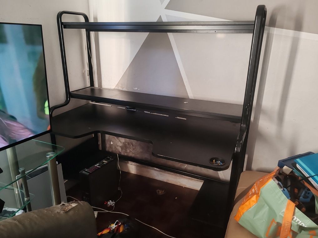 Vendo mesa gamer