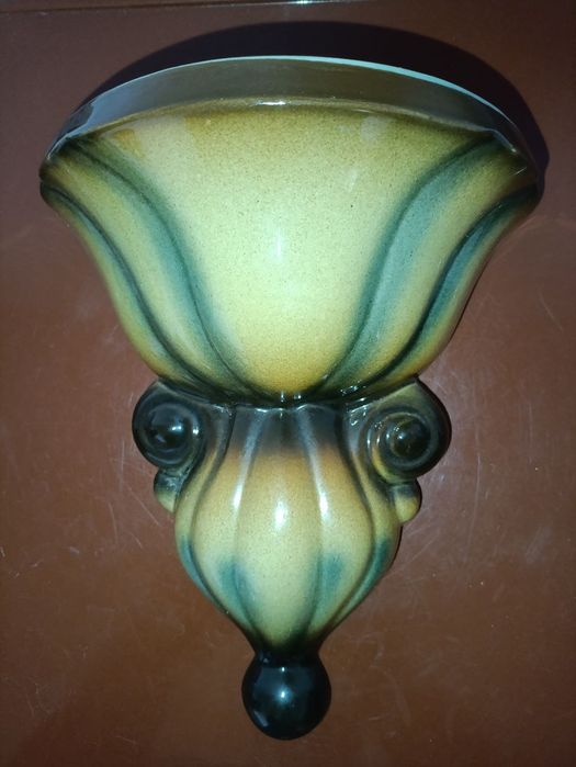 Кашпо для квітів