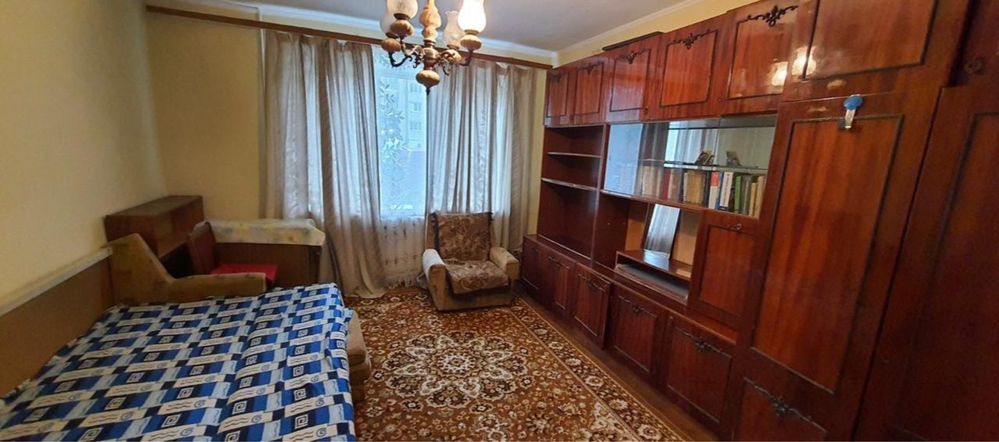 Продаж 3кімн.квартира вул. Патона, чешка, ремонт.