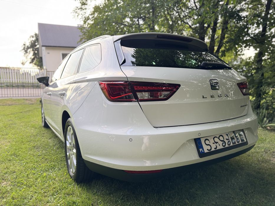 Seat Leon 1.6 TDI 110KM • Full LED • Navi • 2 komplety opon • Zamiana