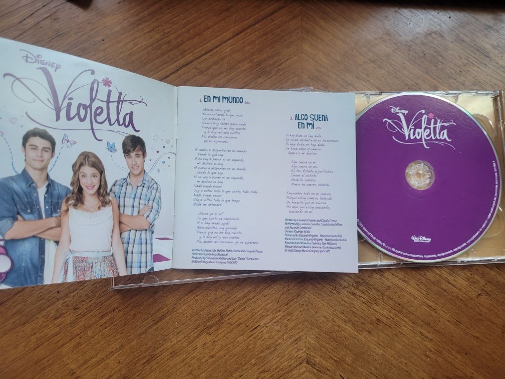 CD x 2 Violetta/Cantar es lo que soy Wer.ekskluzywna 2013 Disney