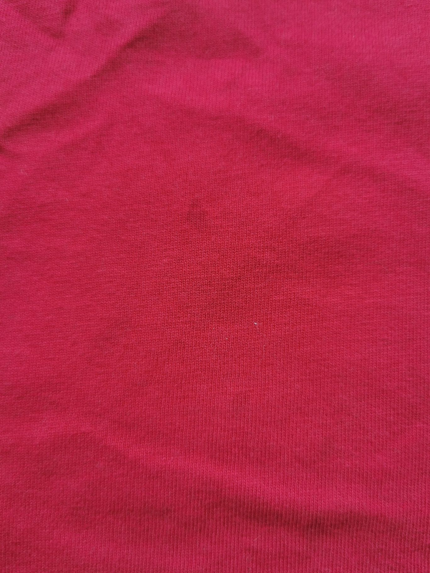 Czerwona koszula t-shirt, rozmiar 140 cm