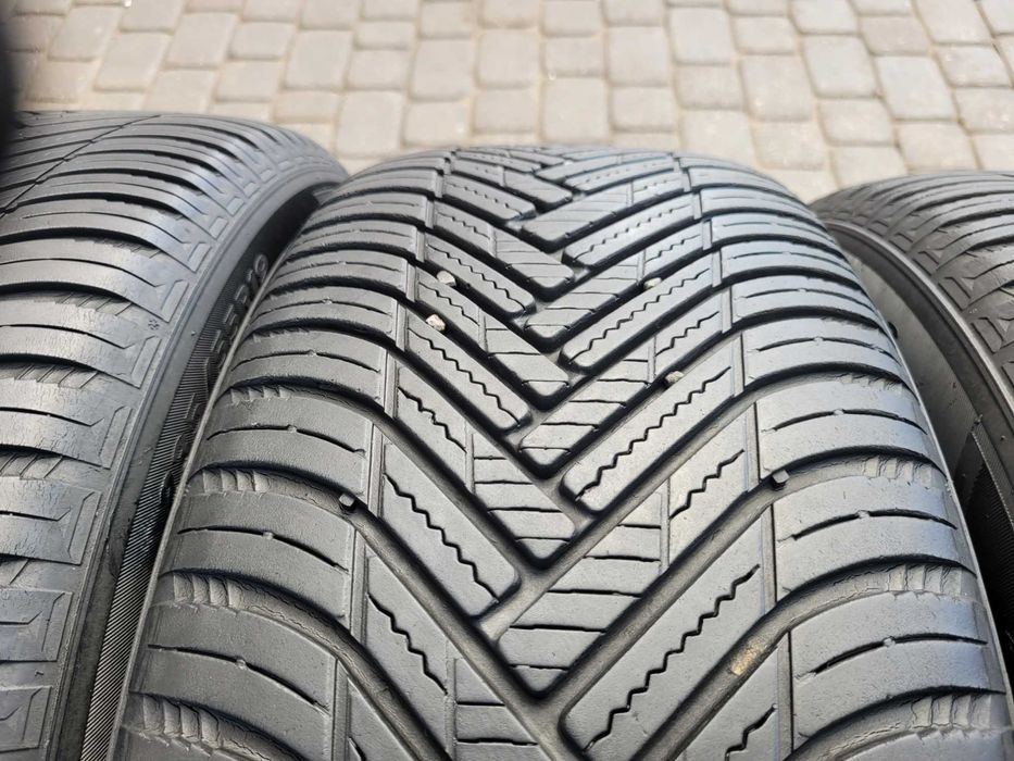 235  / 55 R 19    Hankook   Całoroczne  / Komplet