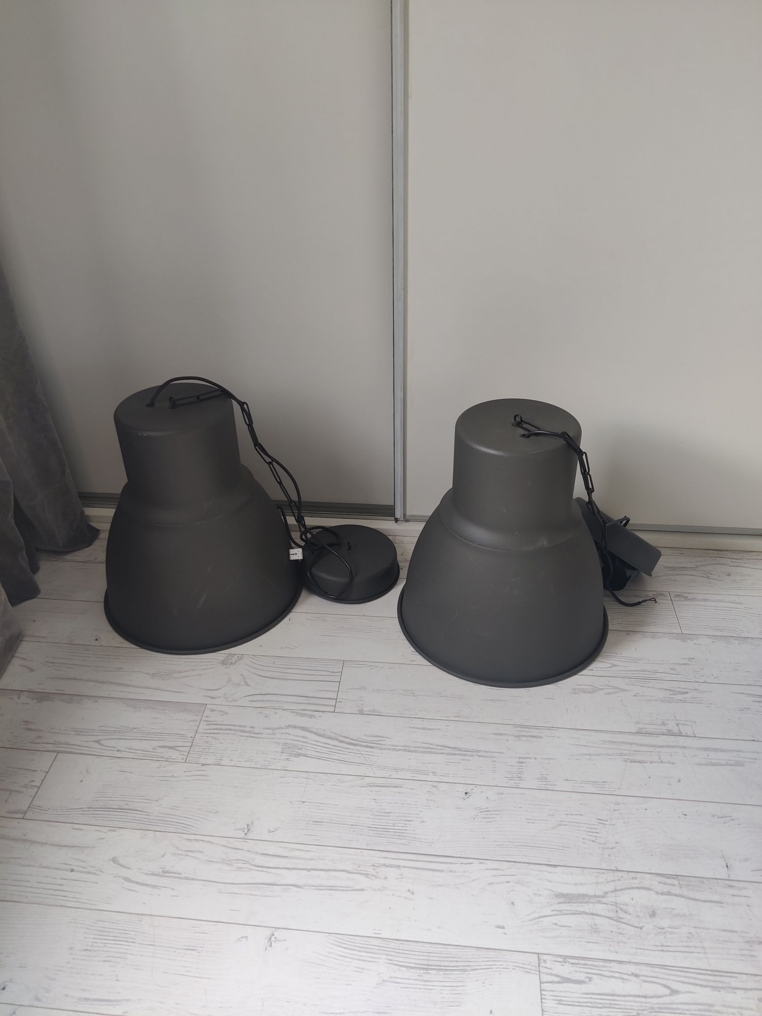 Dwie lampy wiszące Hektar