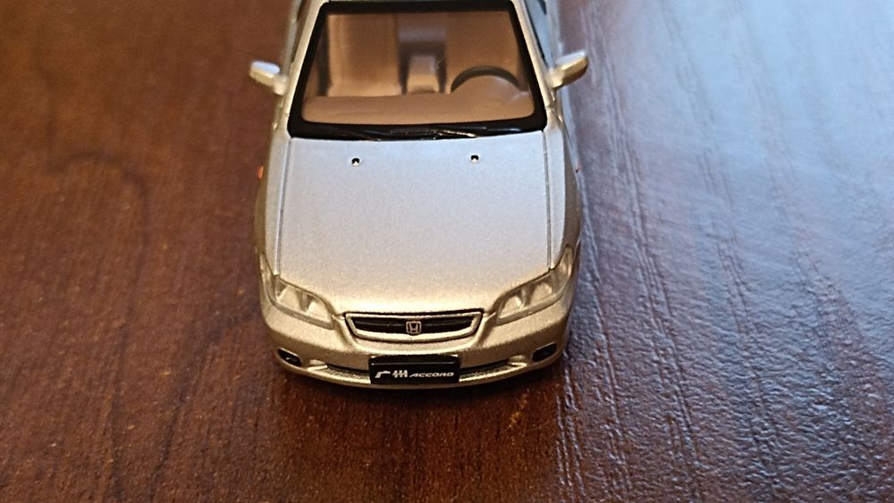 Колекційна модель honda accord 1/64