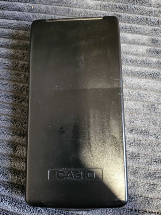 Kalkulator naukowy firmy Casio, model: fx-82LB