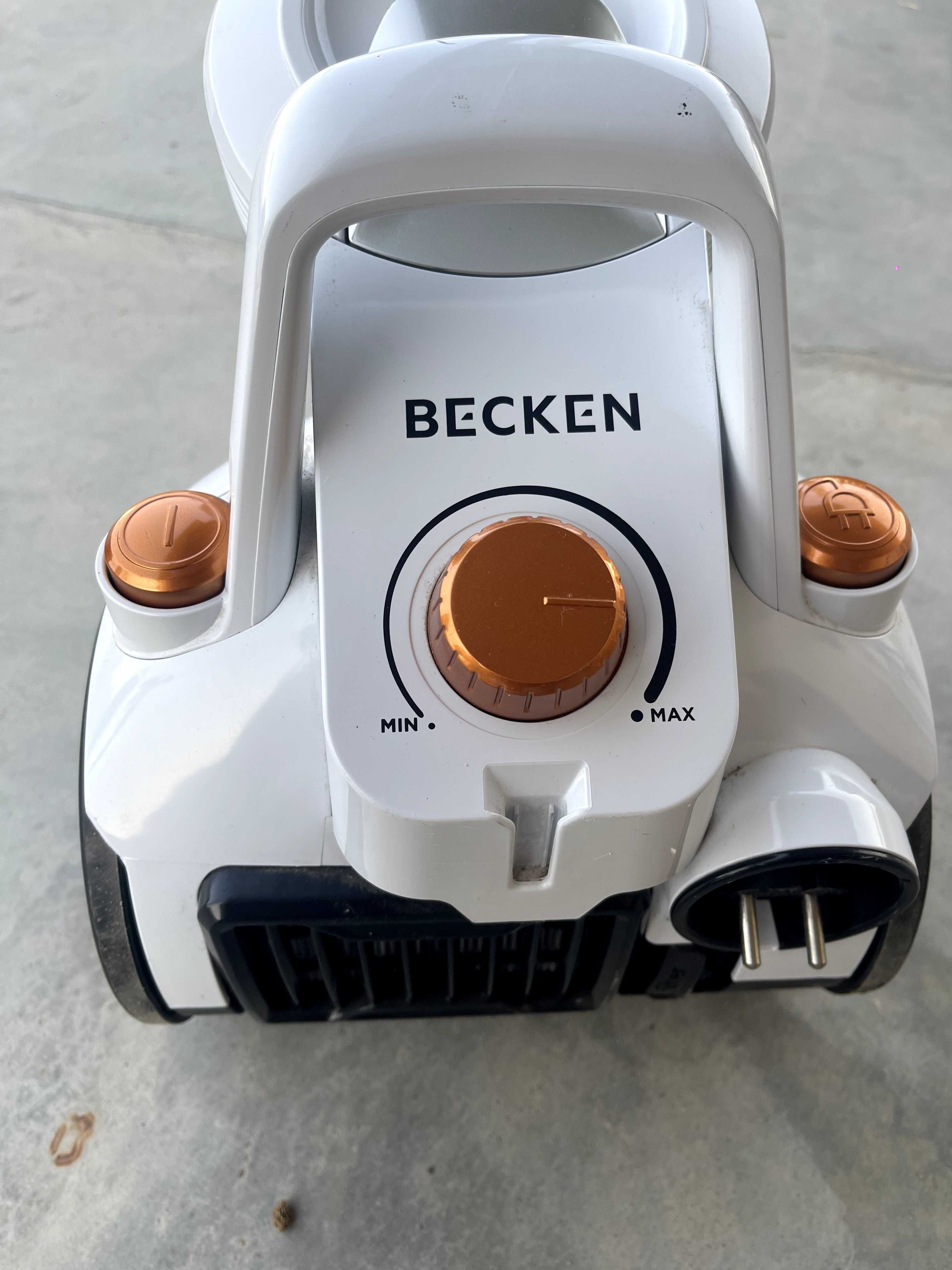 Aspirador sem Saco BECKEN BVC4110