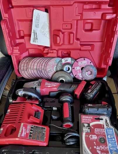 Szlifierka MIlwaukee 2780-20 M18 115/125mm