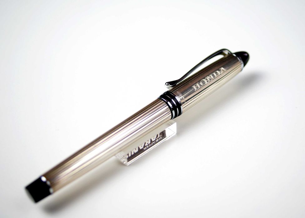 Pióro kulkowe Roller Aurora Ipsilon Srebro 925 Wzór z Logo Włochy