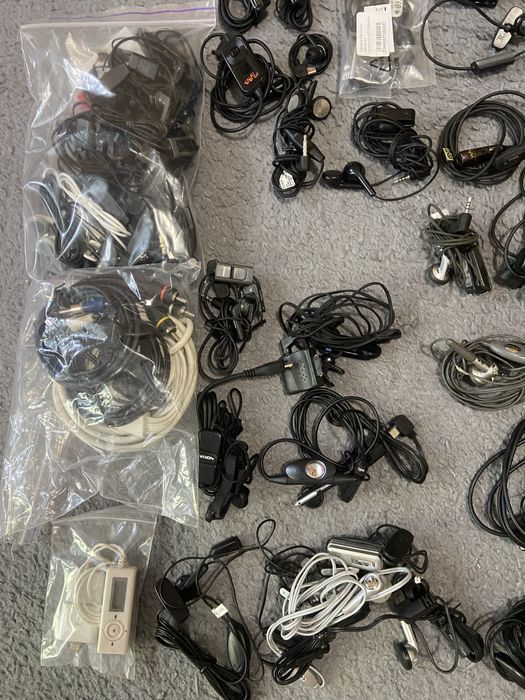 Наушники, USB шнуры