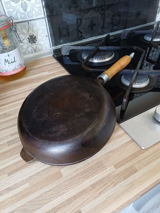 Stara Żeliwna patelnia