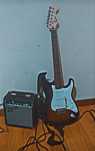 Kit Guitarra Elétrica Squier Stratocaster