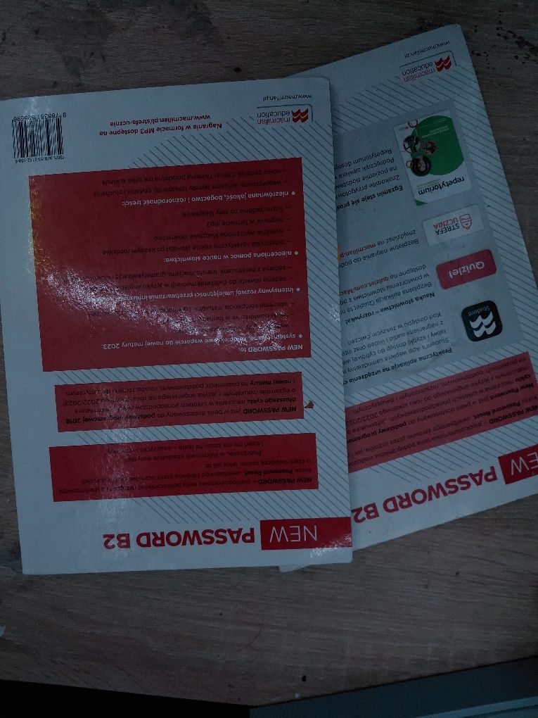 NEW PASSWORD B2 podręcznik