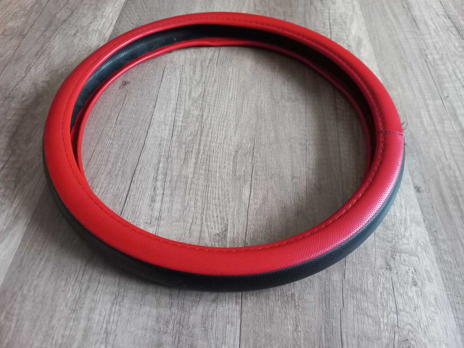 Чехол, накладка  на руль, кермо.