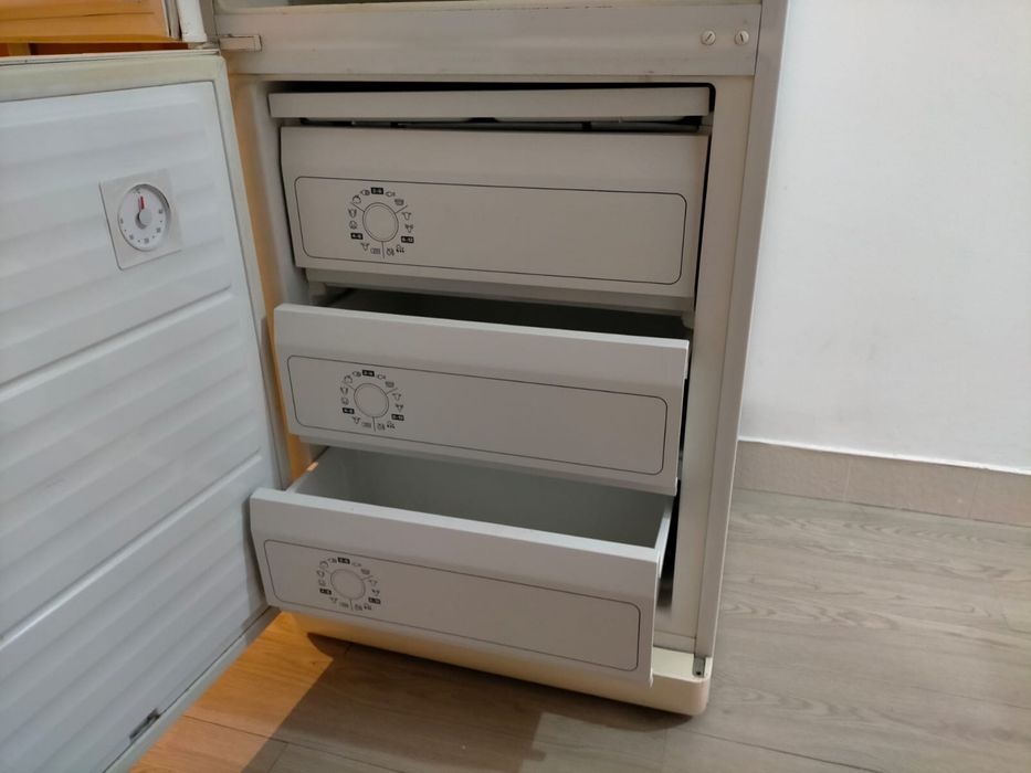 Frigorifico combinado siemens bom