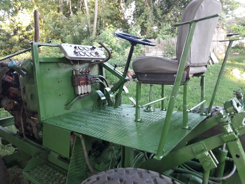 Трактор (дизель). 1750$ ОБМІН на мото, авто