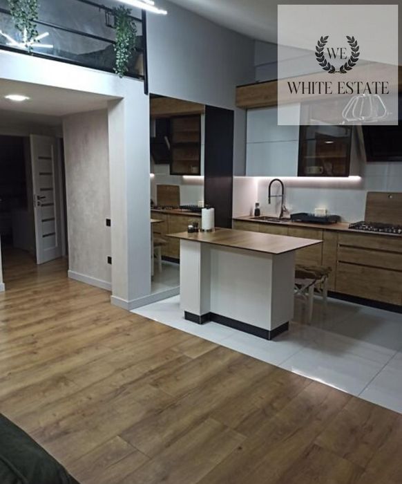 Продаж 3 кім. квартири по вул. Лозовецька