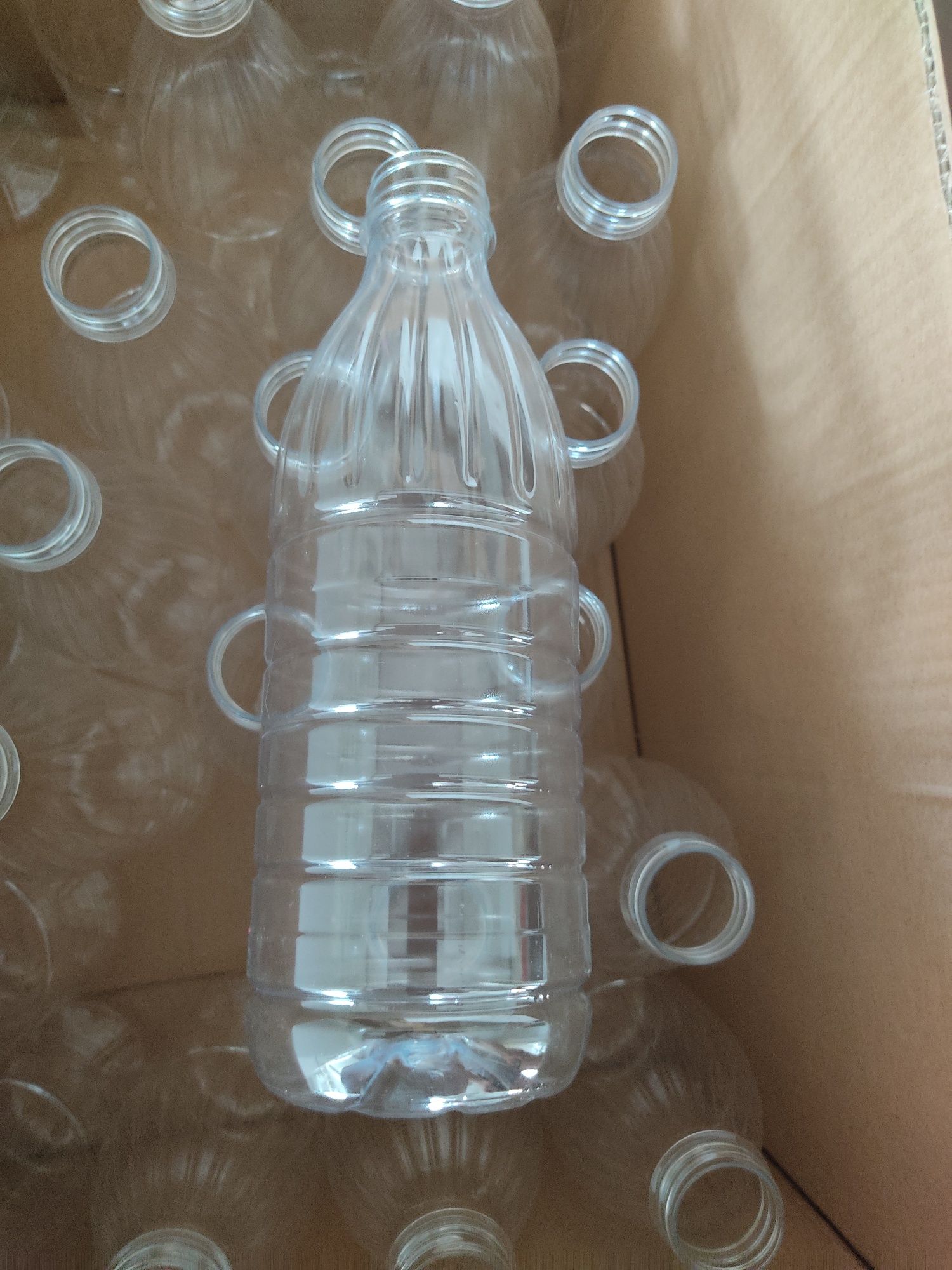 Plastikowe butelki na mleko sok 1 litr nowe komplet