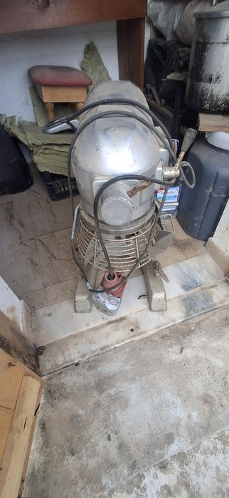 Amassadeira profissional trifasica